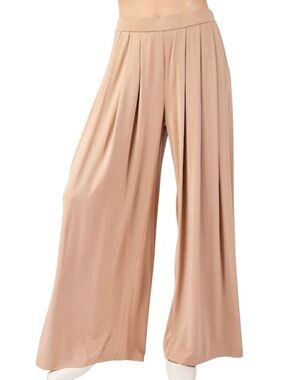 275:  EASEL NWT PANTS KHAKI (C)